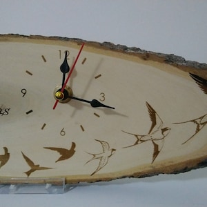 Natural Wood Clock Engraved in UK Birds , Oval Wooden Slice