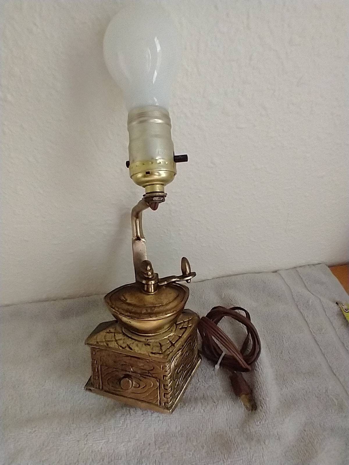 Brass Pot Lamp 