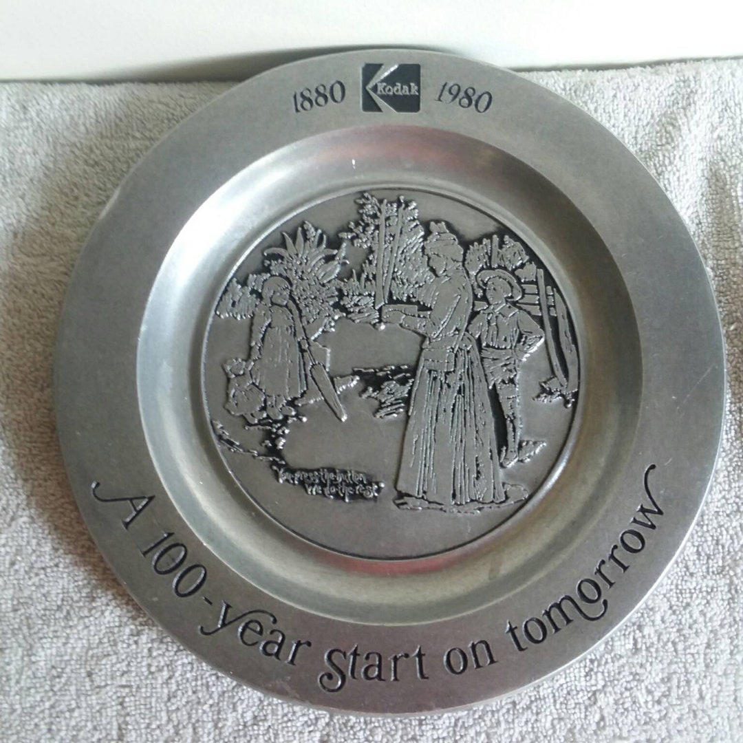 Kodak Memorabilia 18801980 Collectors Plate Crafted by Wilton Etsy