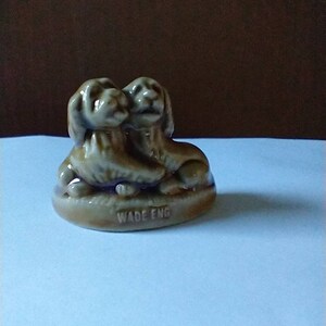 Wade puppies figurine whimsies Rose tea figurine cocker spaniel puppies figurine whimsies excellent vintage condition brown color