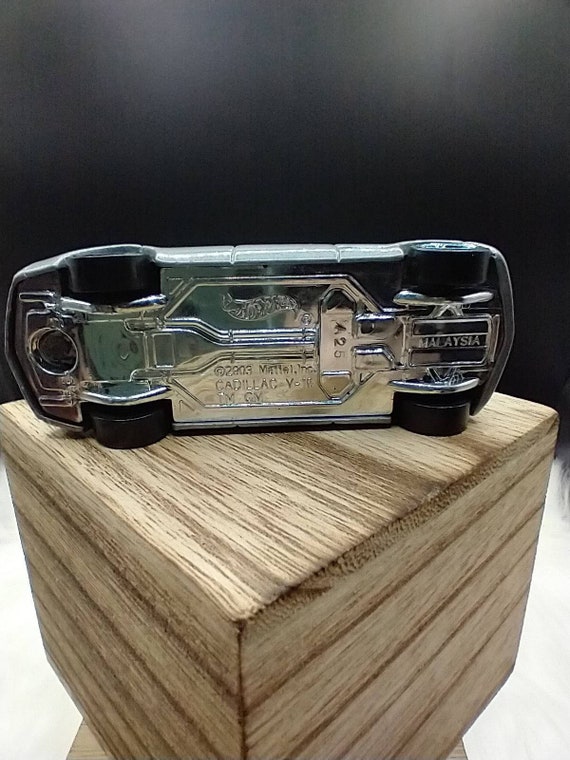 Hot Wheels 2004 First Editions 1:64 Scale Die-Cast Car - Silver Cadillac V16 #057, Collectible Toy Car