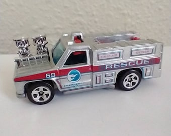 Vintage hot wheels 1974 rescue truck exposed motor toy cars excellent vintage condition