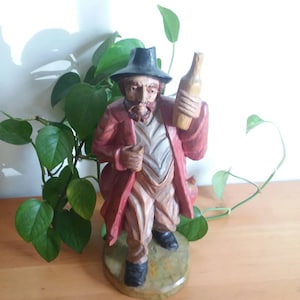 Sculpture figurine wooden carved gentleman toasting//man about town//wino//vintage townsfolk excellent condition large carved sculpture