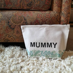 Personalised zipped pouch bag, mother's day initials, name, mummy, nan, nanny, grandma, mum, mama, cosmetic bag, foliage, wash bag, image 1
