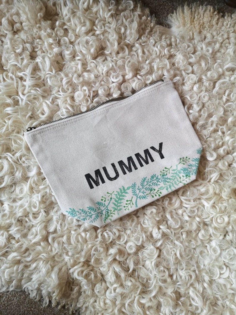 Personalised zipped pouch bag, mother's day initials, name, mummy, nan, nanny, grandma, mum, mama, cosmetic bag, foliage, wash bag, image 10