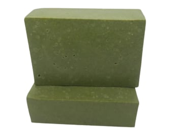 Moringa Seamoss Soap, Face Body, Control breakouts, Improve Complexion All skin types