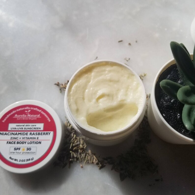 niacinamide under sunscreen