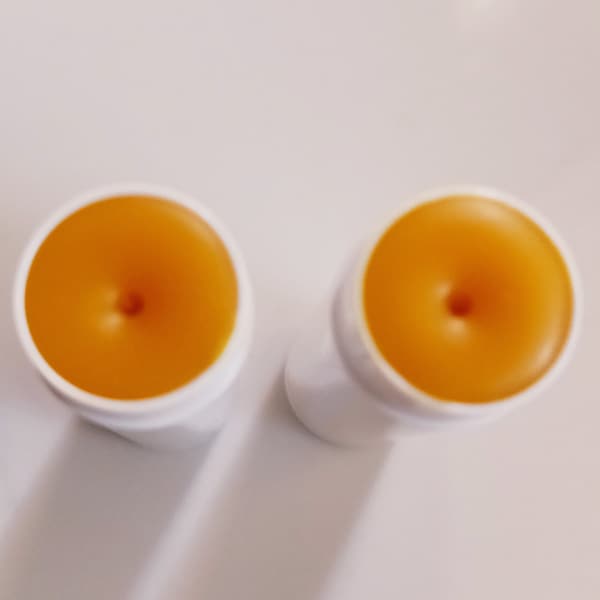 Sea buckthorn Manuka Honey Lemon Turmeric lip balm Nourishing Moisturizing