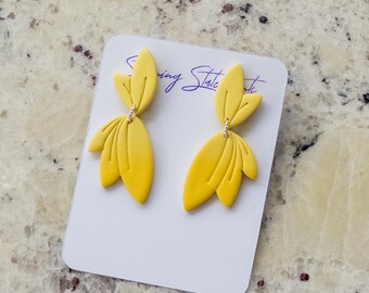 Custom Bridesmaid Felicity Lightweight Flower Clay Statement Dangle Earrings