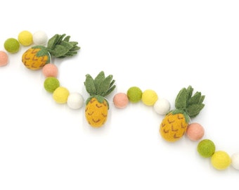 Pineapple Garland, Summer Decor, Fruit Garland, Felt Ball Garland, Pom Pom Garland, Felt Pineapple, Pineapple Decor, Pineapple Party Decor