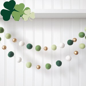 St Patricks Garland, St Patricks Day Decor, St Patricks Day Felt Ball Garland, Irish Decor, St Patrick Decor, St Patrick Banners, St Pattys