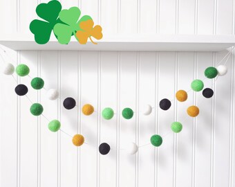 Leprechaun Gold, St Patricks Decor, St Patricks Garland, St Patricks Day Pom Pom Garland, Felt Ball Garland, Irish Decor, St Pattys Day