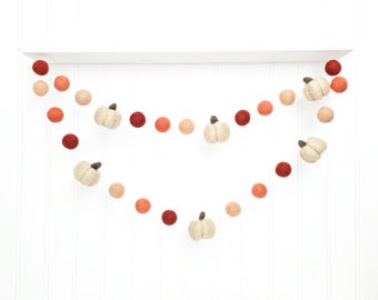 Felt Pumpkin Garland, Fall Garland, Rustic Fall Decor, Farmhouse Autumn Decor for Mantel, Nursery, Thanksgiving Home Decor