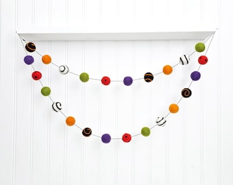 Halloween Garland, Felt Ball Garland, Halloween Decor, Mantel Decor, Cute Halloween Party Decor, Fall Home Decoration