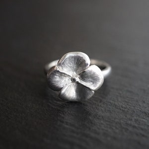 Silver Flower Ring, Ladies Statement Ring, UK Size J,