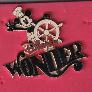 Vintage DCL Steamboat Willie Mickey Memory Wonder com distintivo da Disney