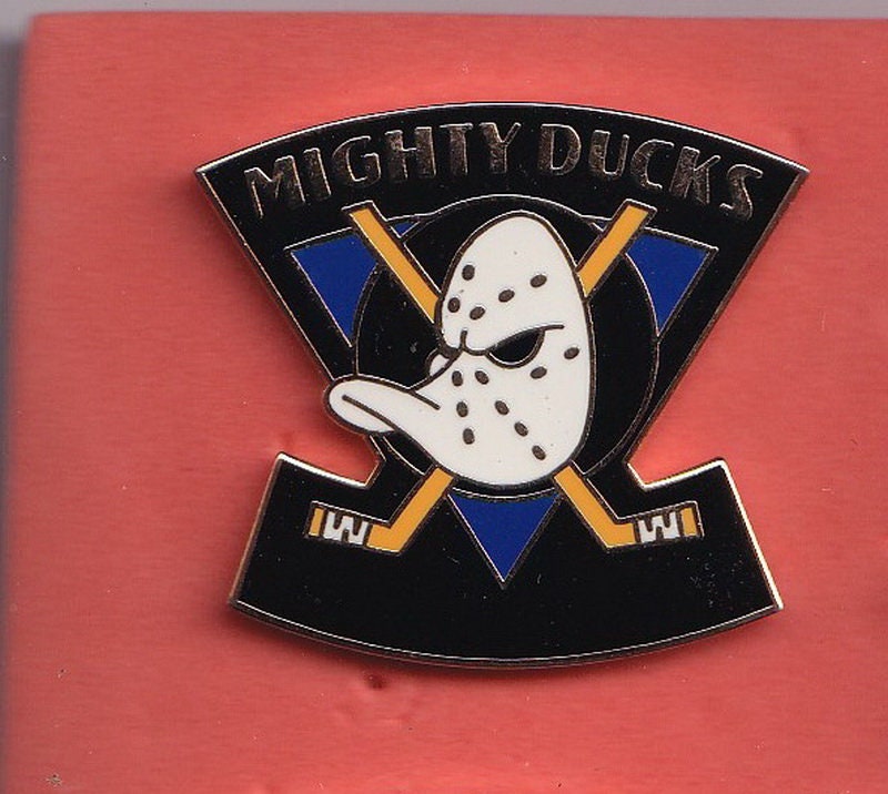 Anaheim Ducks Hockey Poster, Anaheim Mighty Ducks Retro Logo in front –  McQDesign