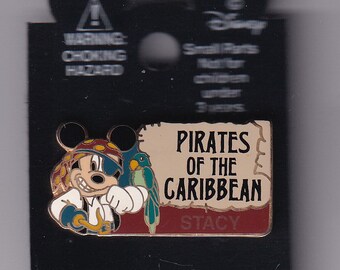 Vintage Pirates of the Caribbean Naamplaatje Mickey Disney pin op kaart
