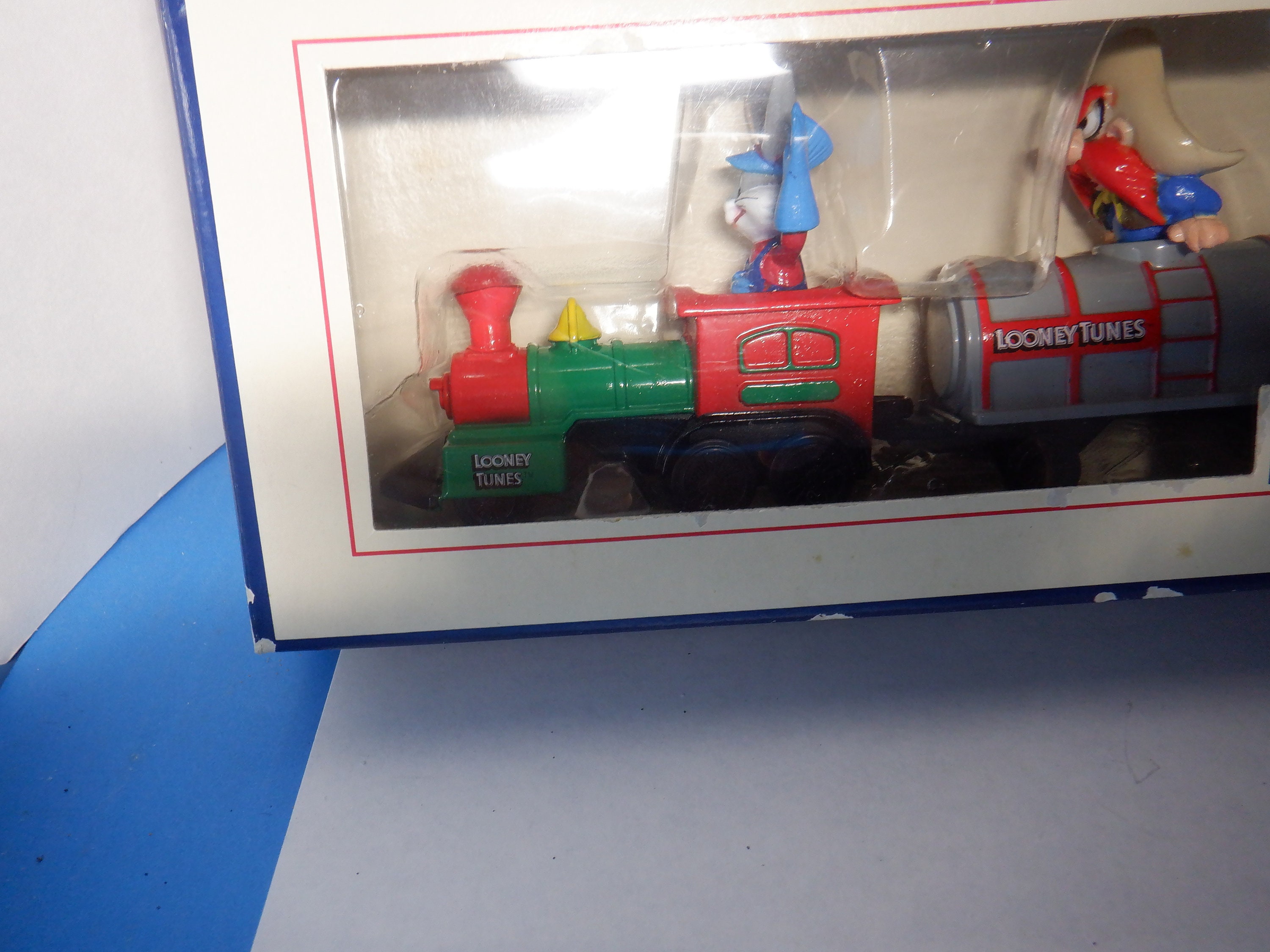 Vintage Looney Tunes Die Cast Metal Train Yosemite Sam and Friends