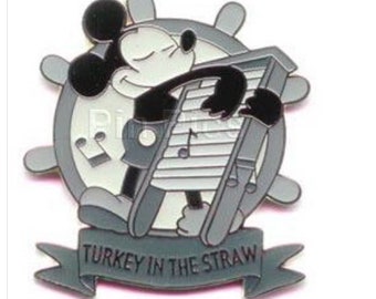 2002 Winnie the Pooh Turkey in the Straw Magical Musical Moments Disney pin 2002 Winnie the Pooh Turkey in the Straw Magical Musical Moments Disney pin