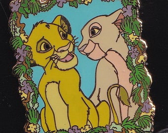 2001  Simba and Nala  Kiss Walt Disney 100th Year Disney LE Pin  om card