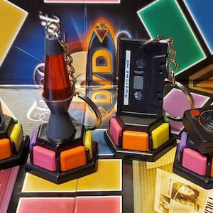 Trivial Pursuit Pop Culture Edition Keychains Ornaments