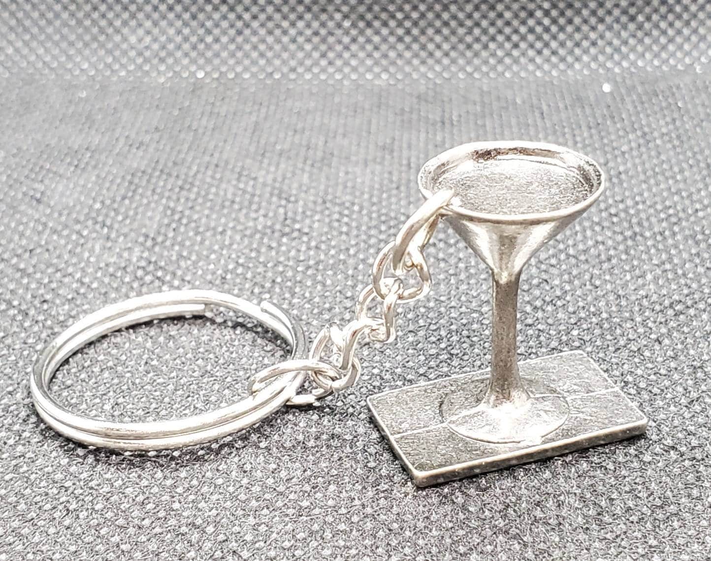 Upcycled Scene It 007 Bond Edition Metal Token Keychains - Etsy UK