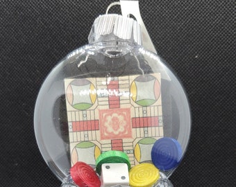 VTG 1890 Parcheesi Game 5 bone dice /& 13 brass chips Vintage 80\u2019s 1980\u2019s