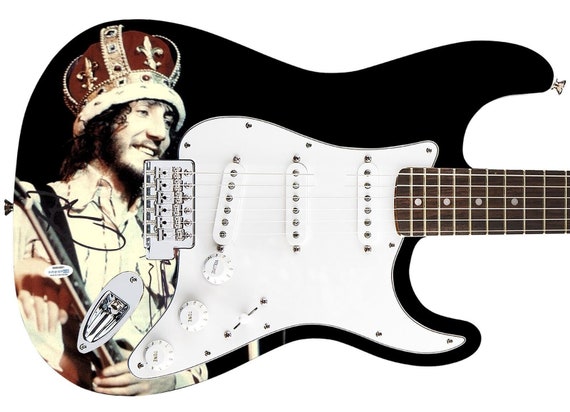 The Who ザ・フー / ピート・タウンゼント / 直筆サイン入りフォト The Who ザ・フー / ピート・タウンゼント / 直筆サイン入りフォト