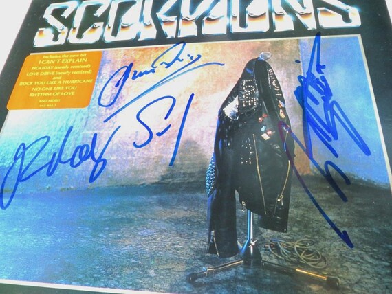 SCORPIONS サイン入りCD Scorpions Rudolf Schenker, Klaus Meine, and Matthias Jabs Signed