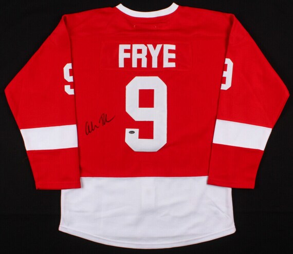 ferris bueller's day off red wings jersey