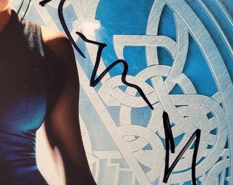 アンジェリーナ・ジョリー 直筆サイン入り ララ・クロフト トゥーム