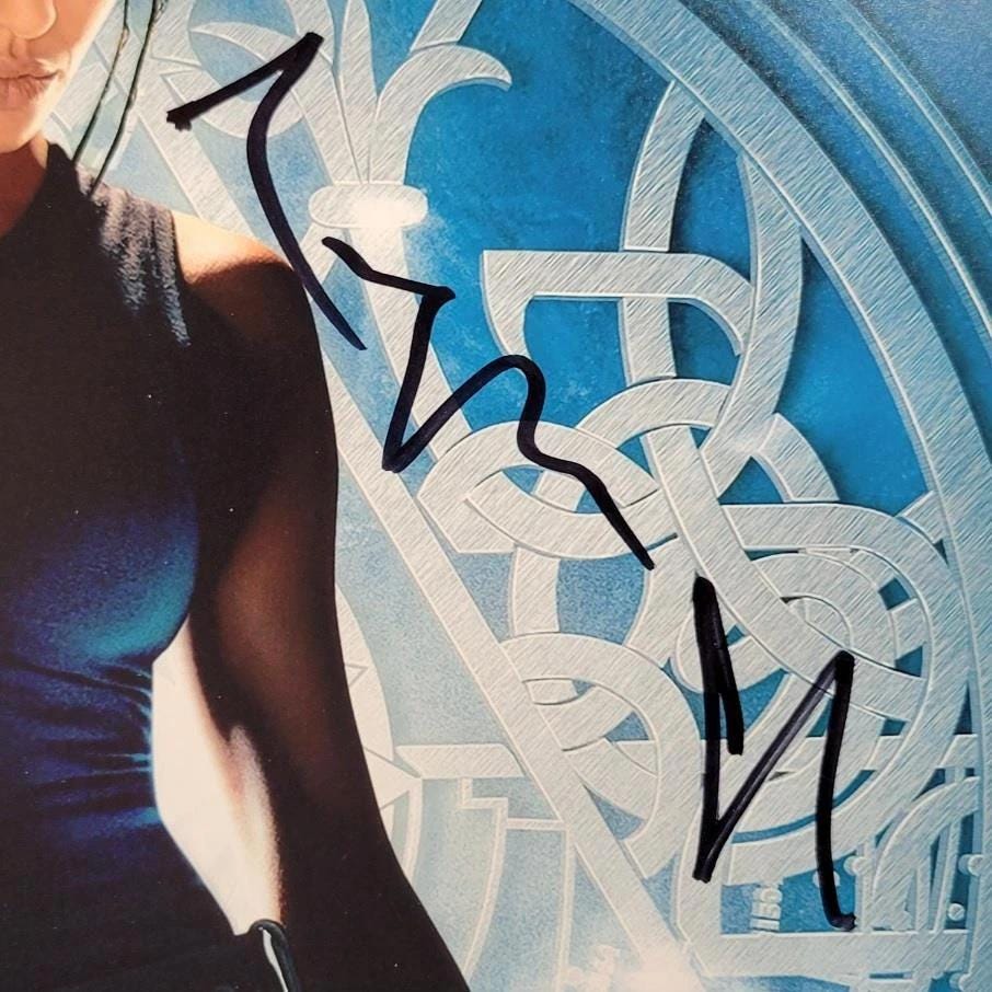 アンジェリーナ・ジョリー 直筆サイン入り ララ・クロフト トゥーム