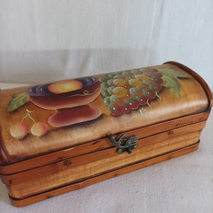 HAND PAINTED WOODEN Storage Box 10 2/3&quot; Wine Bottle holder-Lush Fruits -Hinged Opening- Craftsmanship, Chic Farmhouse Kitchen Countertop