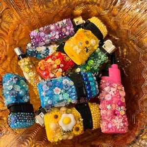 Bedazzled Lighter- Sparkly Dopamine Junk Lighter