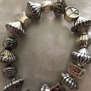 Handmade silver beaded bracelet