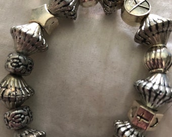 Handmade silver beaded bracelet