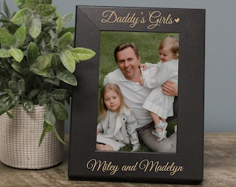 Daddy's Girls Picture Frame Personalized | Girl Dad Picture Frame | Dad of Girls Picture Frame | Girl Dad Father's Day Gift from Daughters