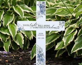 Lights Shine, croix solaire commémorative du jardin | À la mémoire du pieu de jardin | Cadeau commémoratif pour le jardin | Tuteur de jardin illuminé | Cadeaux de sympathie