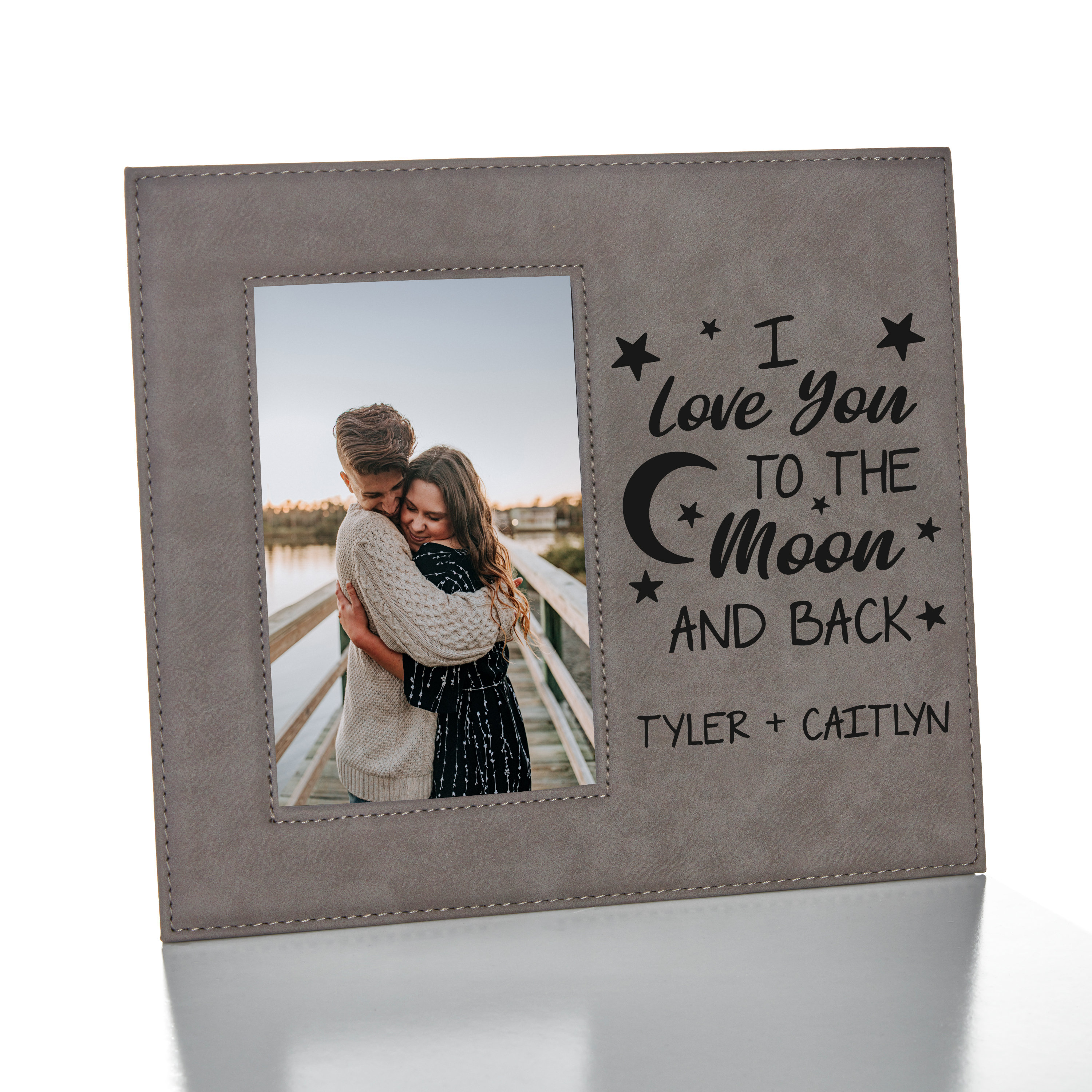 I LOVE YOU TO THE MOON AND BACK STARS & MOON Natural Oak Wooden MULTI PHOTO PICTURE CUBE Frame Romantic Gifts Presents for her him Valentines Mothers Day Birthday Christmas Boyfriend Girlfriend my Husband your Wife Wedding Anniversary Novelty Gift Present 