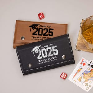 Jeu de dés et cartes de la promotion 2025 | Cadeaux de fin d'études pour lui | Promotion 2025 en cadeau | Cadeau pour les diplômés | Cadeaux de fin d'études personnalisés