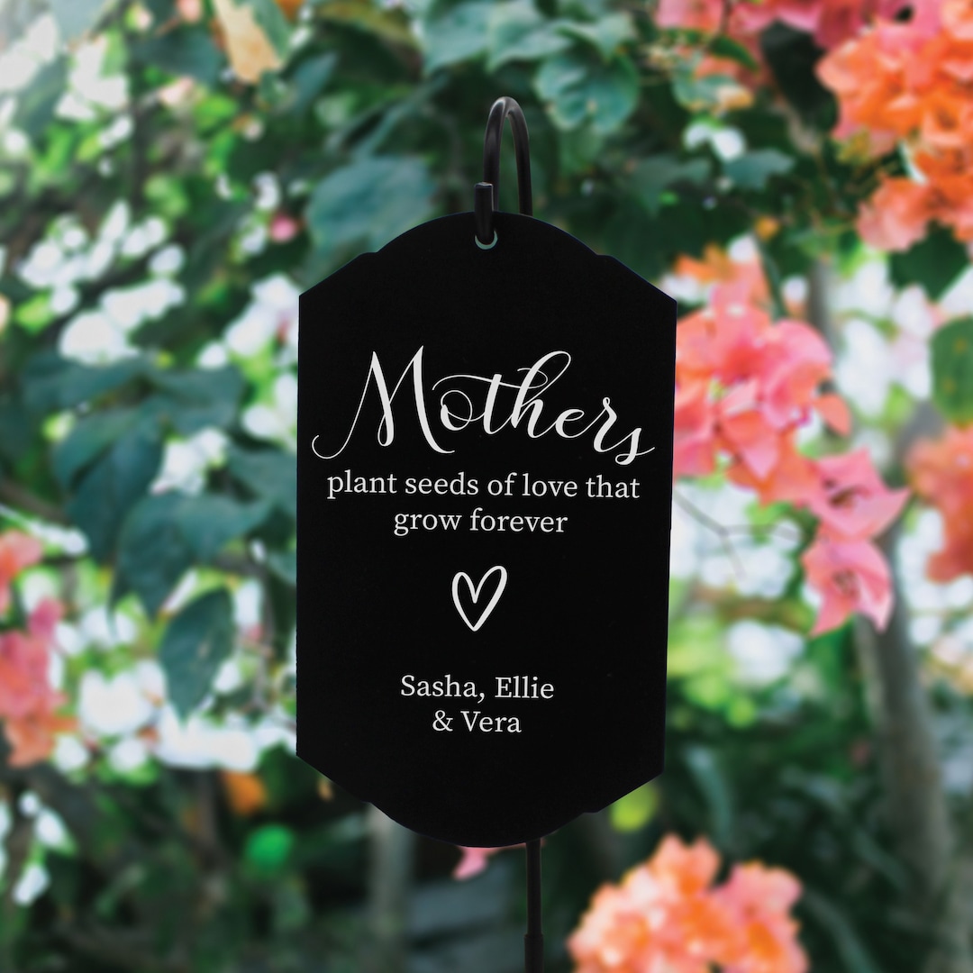 Mom Garden Stake Personalized Mothers Plant Seeds of Love Garden Stake Garden Gifts for Mom