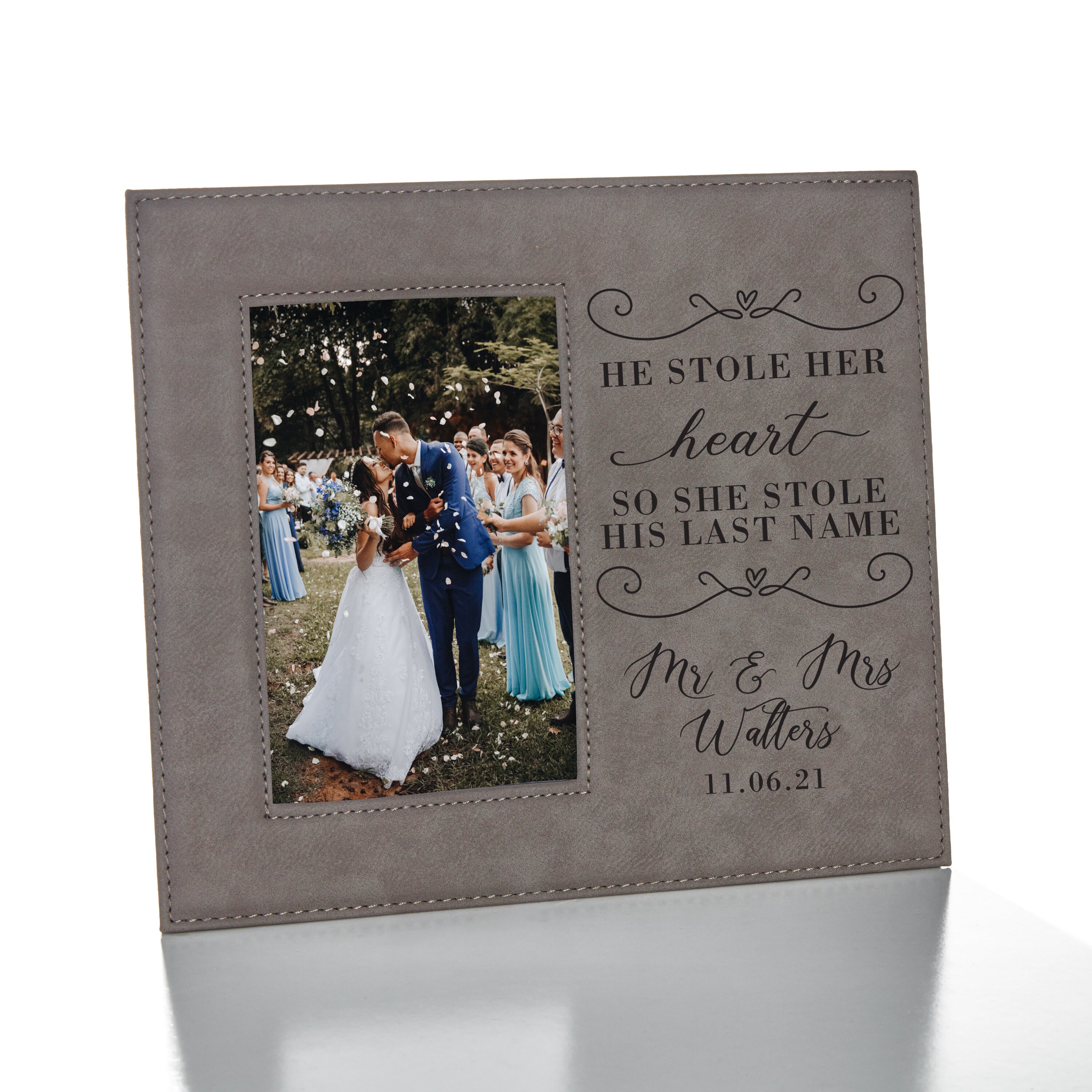 Marco de fotos de boda, marco personalizado con nombres, marco de Sr. y  Sra., marcos de recién casados, marco de imagen personalizado con corazón,  marco blanco -  México