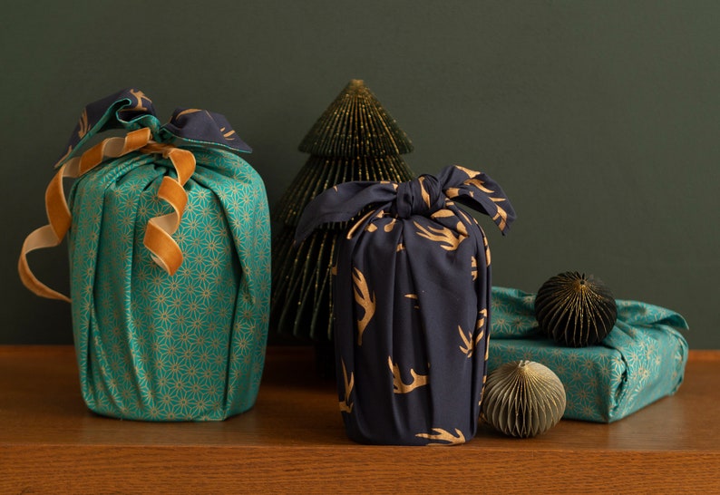 Weihnachtsverpackung, doppelseitige Furoshiki, japanische Verpackung, Geschenkpapier, Geschenkpapier, wiederverwendbare Geschenkverpackung, Jade & Midnight Rentiere Bild 3