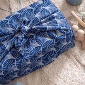 Tissu furoshiki, Papier cadeau printanier, Emballage cadeau bleu indigo, Papier cadeau, Papier cadeau, Papier cadeau réutilisable, Muttertag image 2