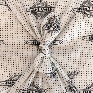 Confezione regalo in tessuto furoshiki ecologico, confezione regalo in tessuto natalizio, confezione regalo in tessuto riutilizzabile, confezione regalo di Natale, motivo dei desideri