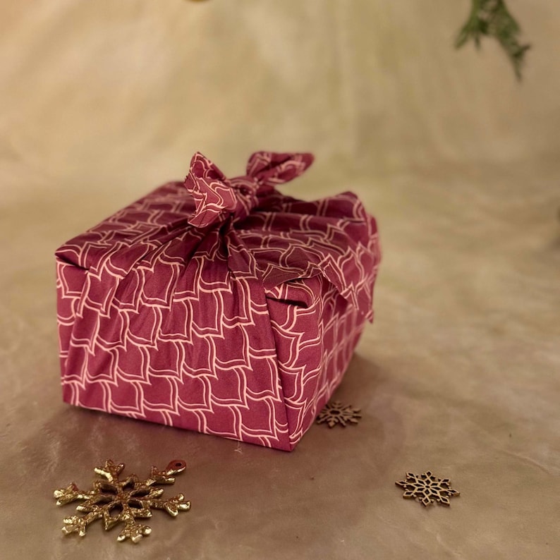 Furoshiki Zero Waste Gift Wrap – Stoff Geschenkverpackung für nachhaltige Geschenke - Burgundy einseitiges image 1