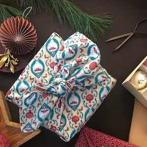 Furoshiki reusable fabric wrapping fabric gift wrapping Reusable Spring Gift Wrap FabRap Teal, Muttertagsgeschenk image 2