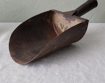 Vintage Large Primitive Metal Scoop, Grain And Feed Scoop, Farmhouse, Country Mercantile Scoop