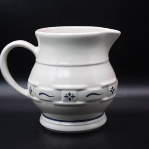Longaberger Pottery Woven Traditions Classic Blue 32 Oz Pitcher
